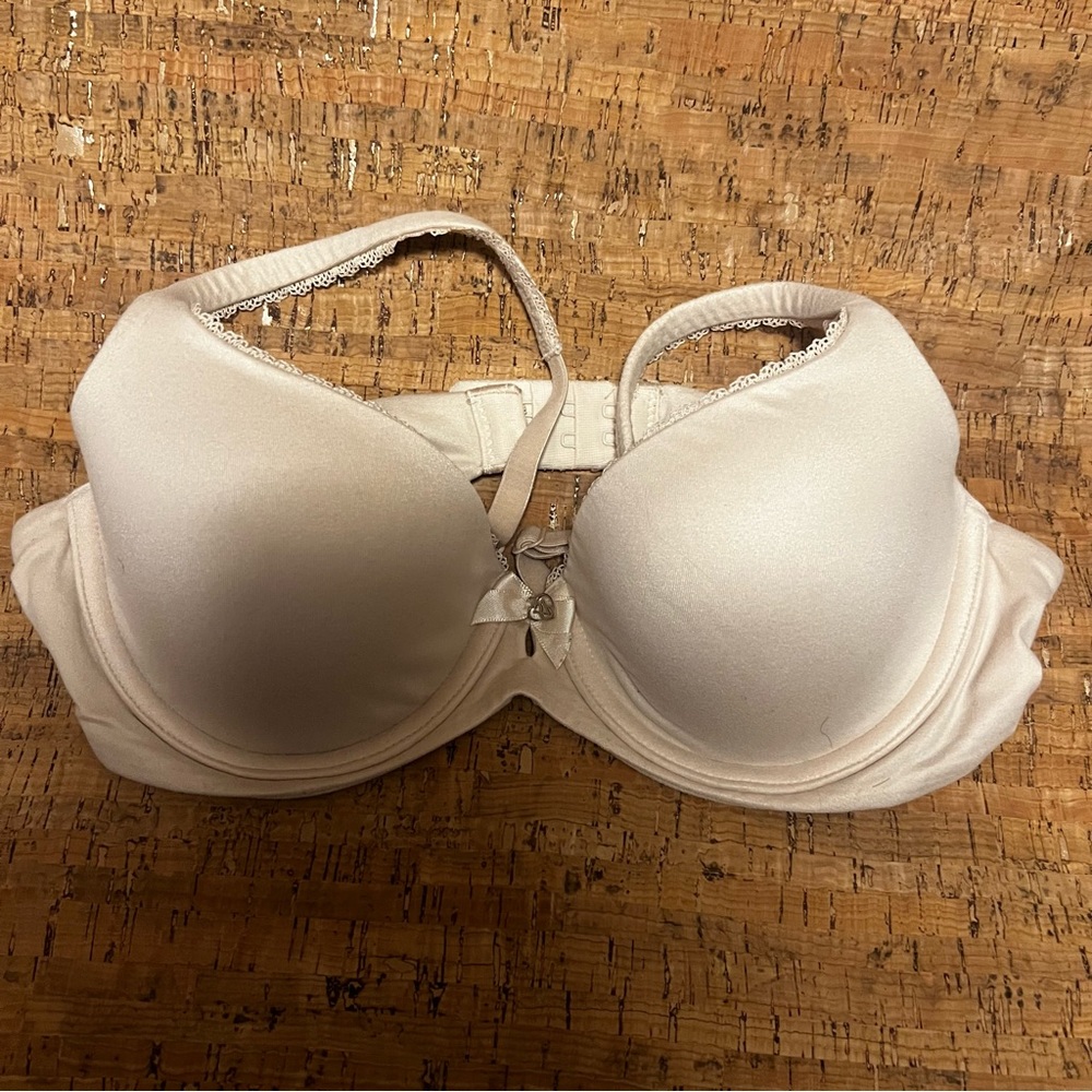 Victorias Secret The Body by Victoria Lined Demi bra